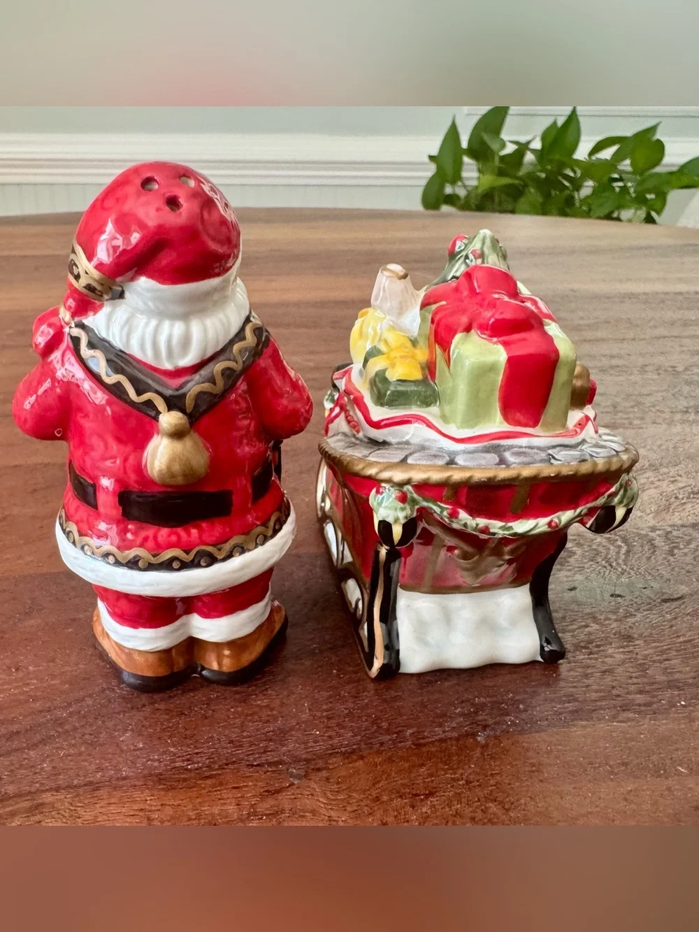 Fitz and Floyd Santa & Sleigh Christmas Tree Salt Pepper Set Holiday Retired